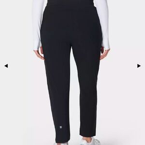 Sweaty Betty « Explorer » Track Pants with Elastic Waistband and Tapered…